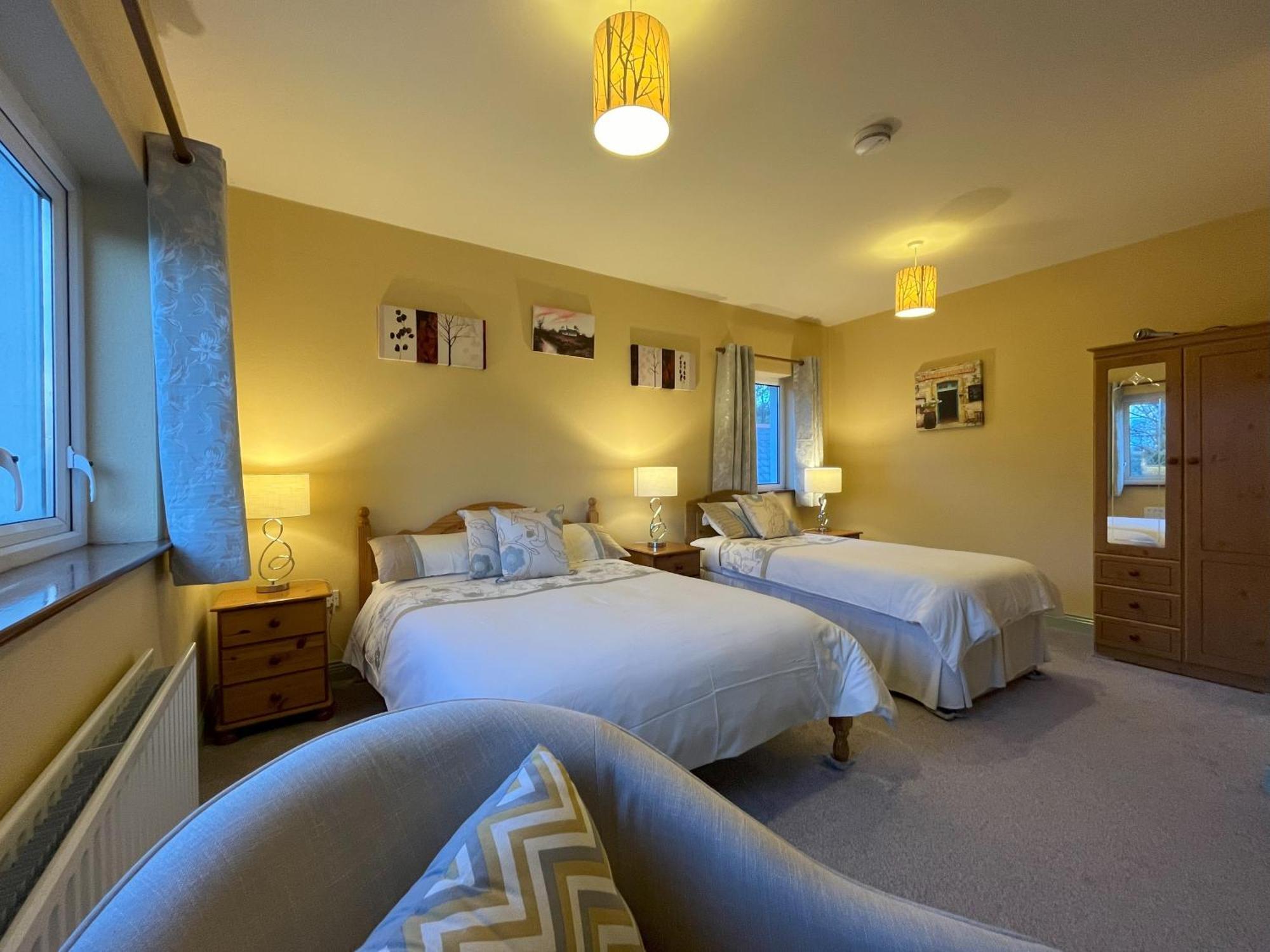 Pk Lodge Bed And Breakfast Skibbereen Eksteriør bilde