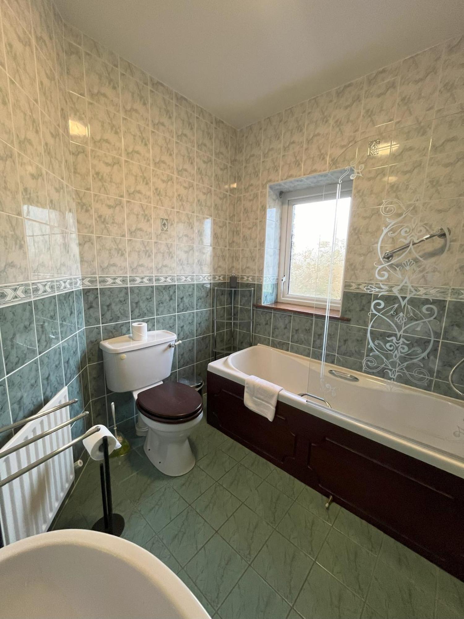 Pk Lodge Bed And Breakfast Skibbereen Eksteriør bilde