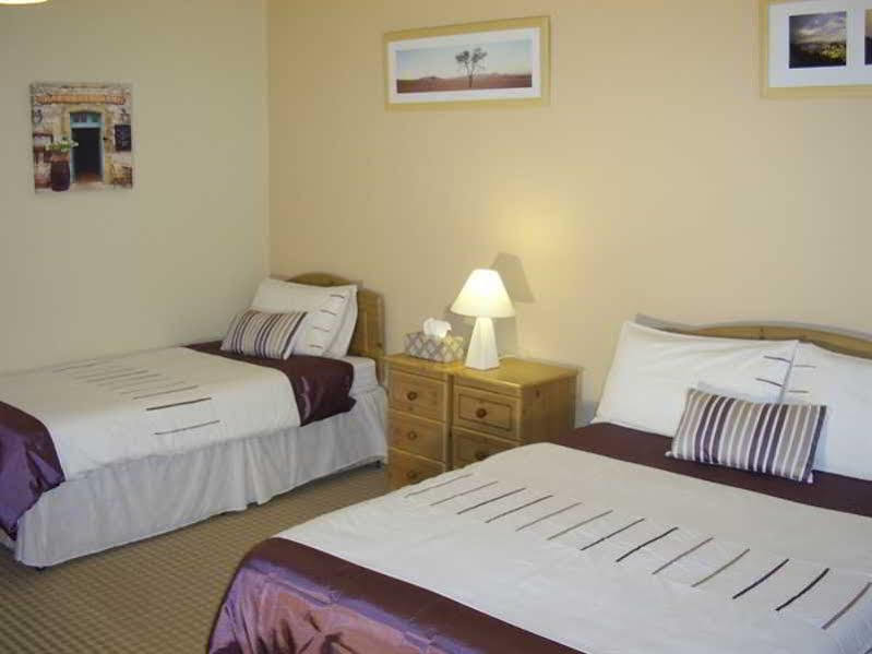 Pk Lodge Bed And Breakfast Skibbereen Eksteriør bilde